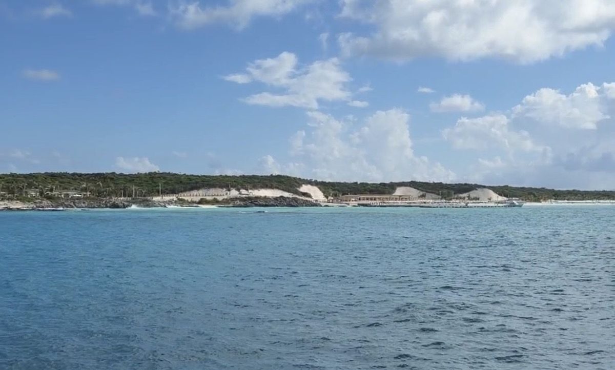 RelaxAway, Half Moon Cay as seen from the pier